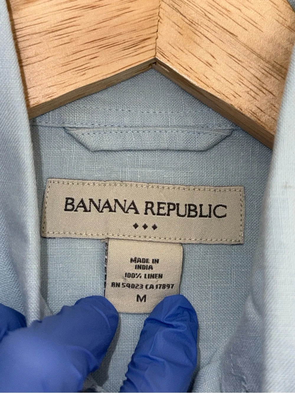 Banana Republic Pale Blue Men's Medium Standard Fit Dress Shirt